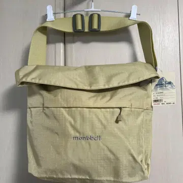 새상품 미사용 montbell 베이지 숄더백 남녀 공용