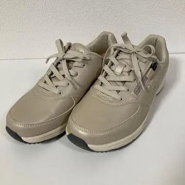 컨디션 최상 베이지 합성 피혁 스니커즈 지퍼 호킨스 24.5EEEE