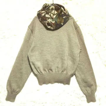 살바토레 페라가모 이탈리아제 터틀넥 실크 스카프 패턴 S