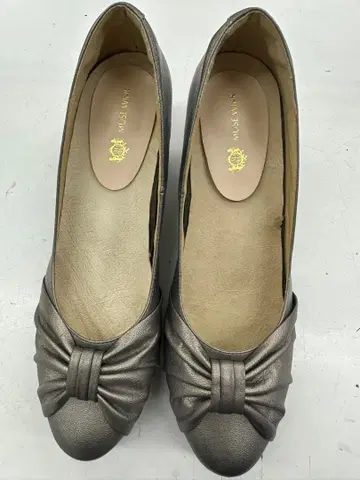 천연 가죽 펌프스 23.0cm