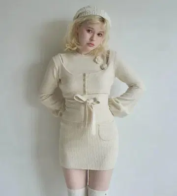 Flower knit set up 가디건만 andmary