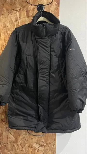 BONFIRE 블랙 다운 자켓