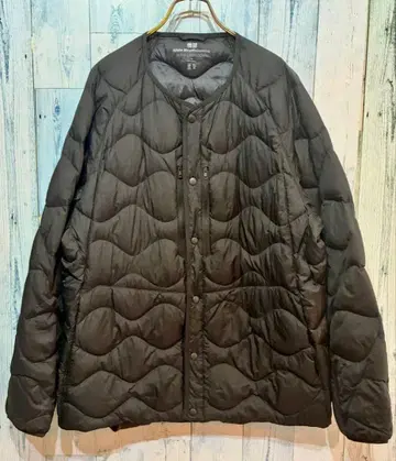 UNIQLO 유니클로 화이트 마운티니어링 울트라 라이트 다운 XL 블랙