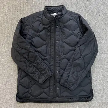 유니클로 화이트 마운티니어링 하이브리드 다운 자켓