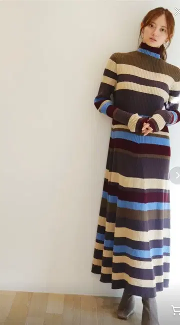 Mila Owen 스트라이프 타이트 스커트