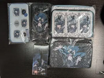 라우완 한정판 Ado 피규어 응원봉 케이스 수납 BOX 컴프 세트