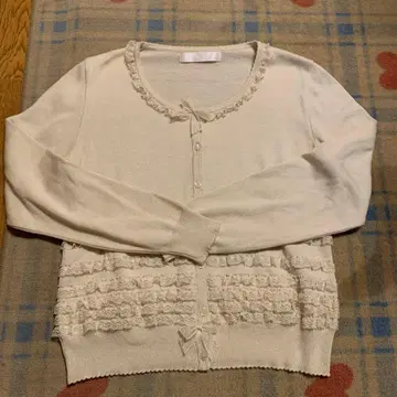 핑크하우스의 레이스 달린 가디건 아이보리