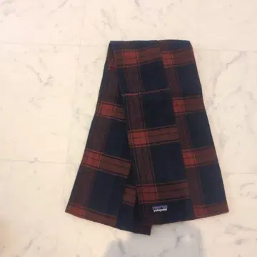 patagonia 체크 무늬 머플러