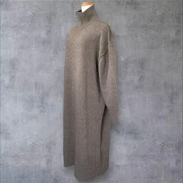 새상품급 어반 리서치 울 혼방 터틀넥 니트 원피스 MC