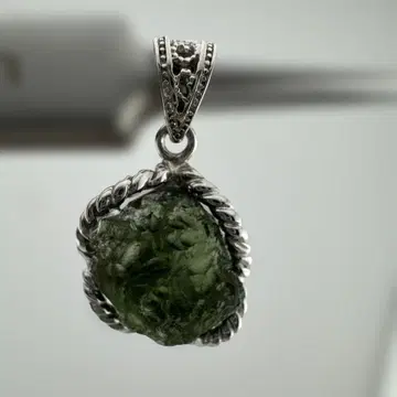 P-2 몰다바이트 펜던트 탑 s925 실버 운석