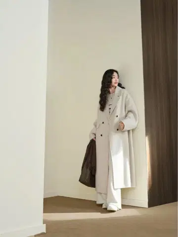 KUOSE 더블 브레스트 울 코트 미사용 새상품