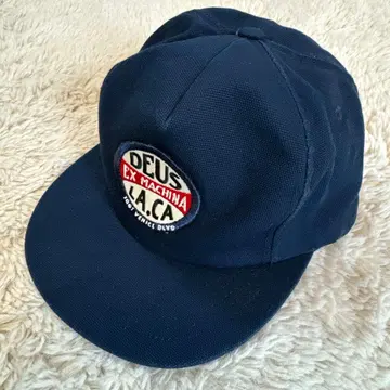 DEUS EX MACHINA 네이비 캡
