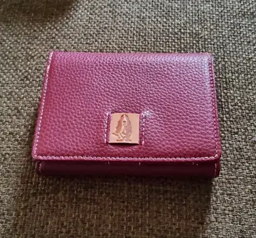 9Hush Puppies 와인 레드 접이식 지갑