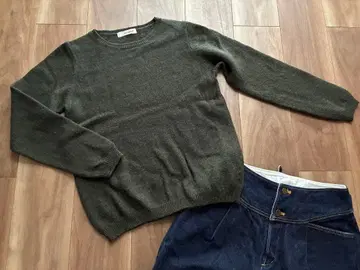 초특가 [ 홈스펀 homspun ] 크루넥 니트 울 스웨터 짙은 녹색