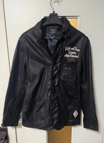새상품급 THE CRIMIE 가죽 자켓 M 소가죽