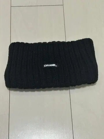 CRANK 블랙 니트 헤어밴드