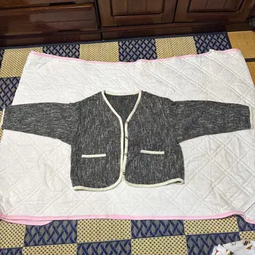 다크 그레이 니트 가디건 긴팔