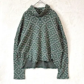 크리스찬 오자르 / 티셔츠 긴팔 상의 M 올 패턴 크롭 기장