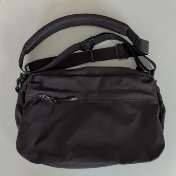 WEEKEND SHOULDER 위켄드 숄더 스탠다드 서플라이