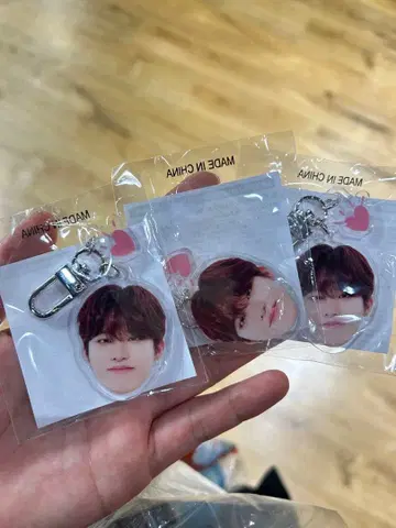 treasure 캡슐 토이 희로애락 얼굴 아크릴 키링 정우 희