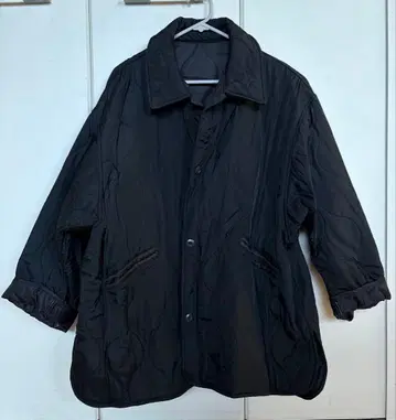 블랙 퀼팅 자켓 루즈핏 타입