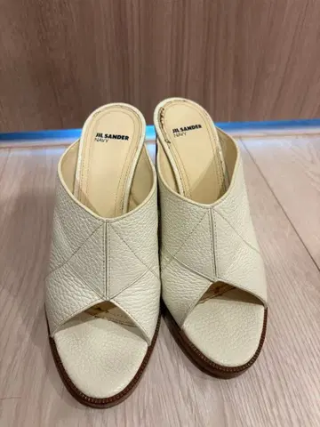 질 샌더 네이비 아이보리 샌들 36