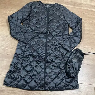 유니클로 울트라 라이트 다운 컴팩트 코트 블랙 S