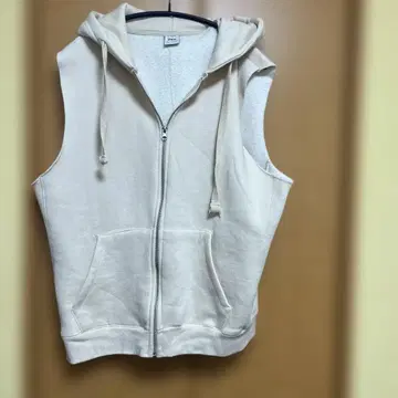 ZARA 아이보리 후드티 베스트