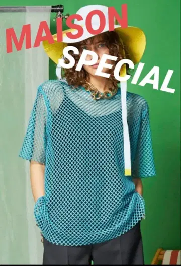 파란색 메쉬 반팔 상의