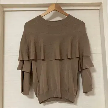 Lounge Dress 프릴 니트 스웨터 베이지