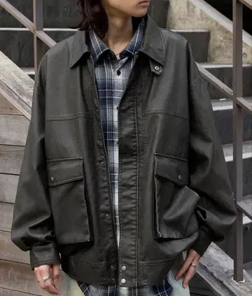 다크 그레이 가죽풍 자켓