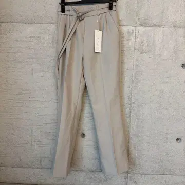 라이트 그레이 슬랙스 벨트 2개 포함