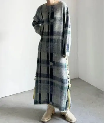 Ameri BIG CHECK LACE UP KNIT DRESS