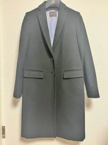 블랙 체스터 코트