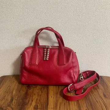 ear PAPILLONNER 이아파피요네스 스터드 숄더백 레어 레드