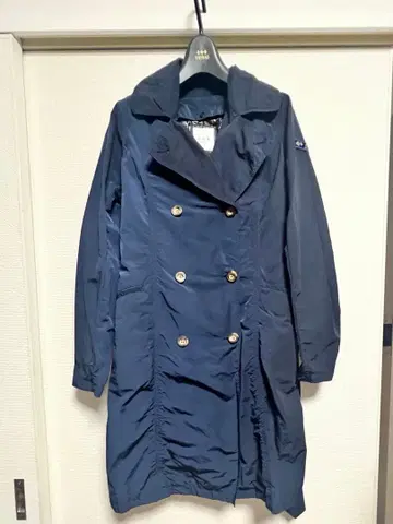 타트라스 이너다운 네이비 트렌치코트