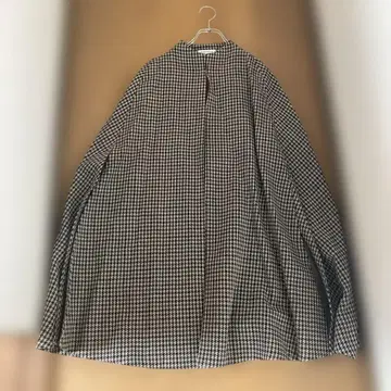 MADISONBLUE 하운드 투스 판초