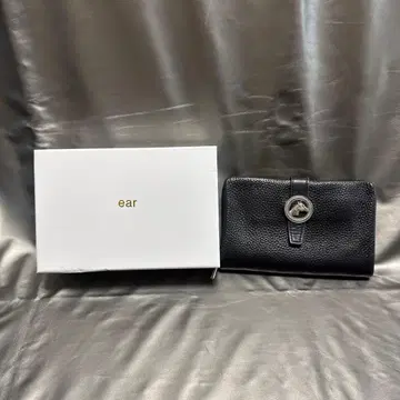 ear 블랙 접이식 지갑
