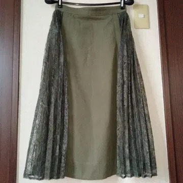 질스튜어트 올리브색 이소재 절개 롱 스커트