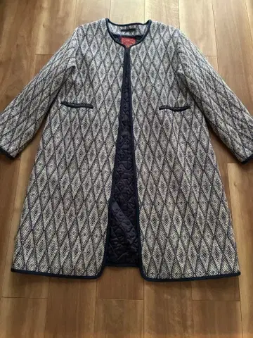 새상품급 [Lisette] 클라우스 노카라 코트 올 패턴 퀼팅