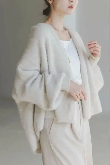 NOBLE 퍼 니트 퍼프 가디건