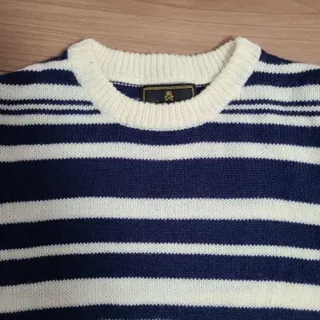 Simplicite plus 네이비/화이트 스트라이프 스웨터