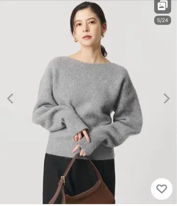 유나이티드 애로우즈 폭스 블렌드 볼륨 슬리브 보트넥 니트