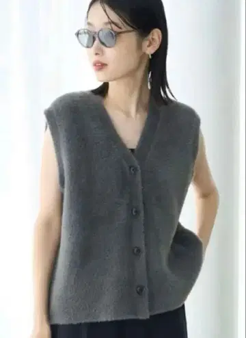 미사용 새상품 UNFILO [ 세탁 가능 ] 나일론 샤기 베스트