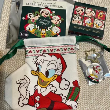 디즈니 스토어 크리스마스 도날드 키체인 데이지 복조리