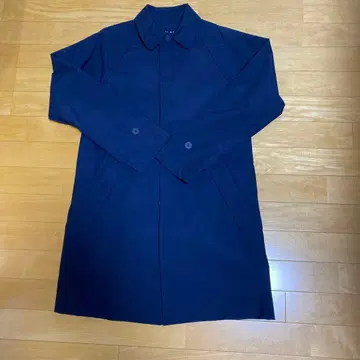 헬리 한센 네이비 트렌치코트 M