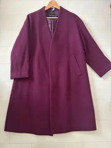 버건디 노카라 자켓