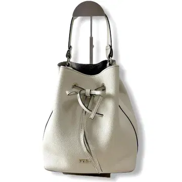 FURLA 코스탄자 핸드백 천연 가죽 주름 가죽 아이보리 훌라