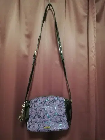 새상품급 안나수이 숄더백 레이스 도리 퍼플