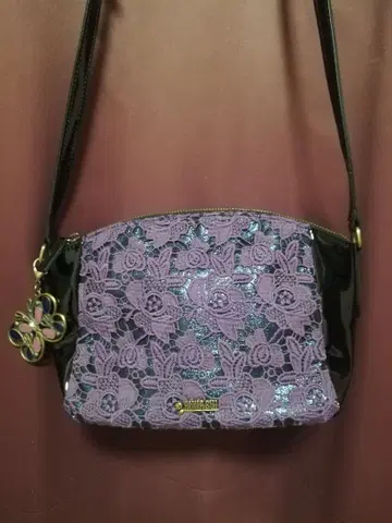 새상품급 안나수이 숄더백 레이스 도리 퍼플